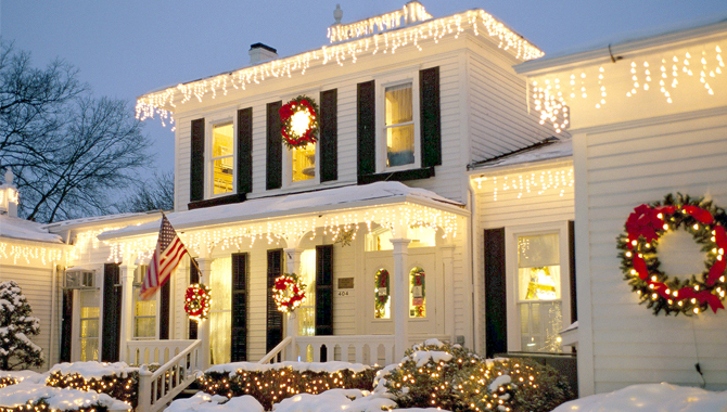 Steps of Cleaning Icicle Lights