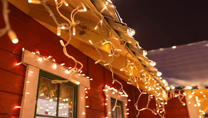 What To Consider Before Installing Icicle Lights