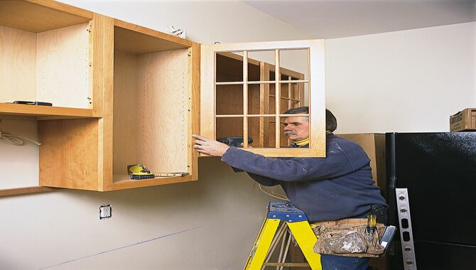 How To Hang A Cabinet With One Stud Using A Screwdriver