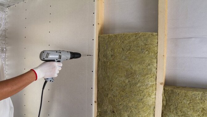 Use A Soundproofing Contractor