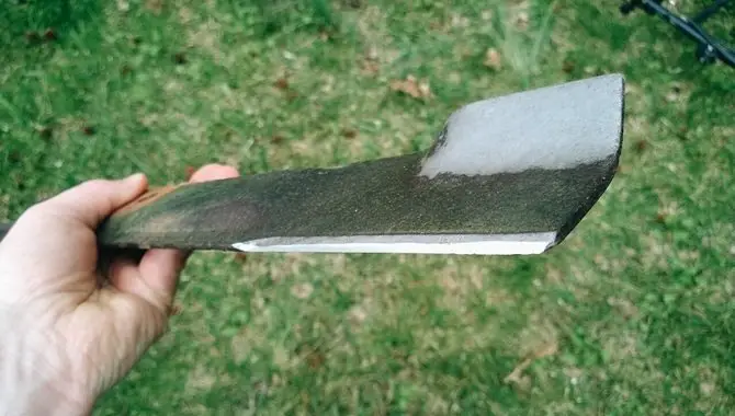 Store Your Brush Cutter Blade To Sharpen