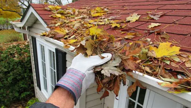 What Are Some Tips For Cleaning Gutters