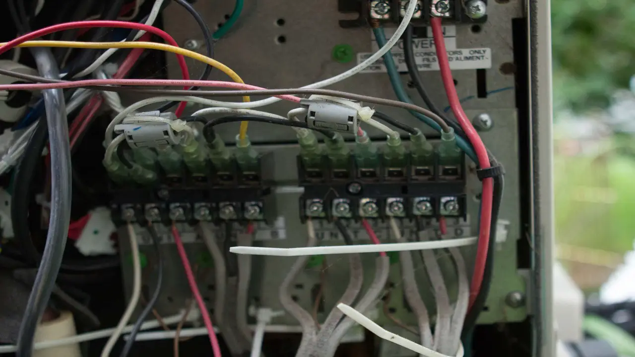 Tips For Troubleshooting Common Wiring Issues