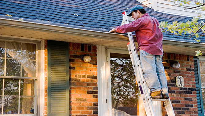 Gutter Cleaning Safety Measures