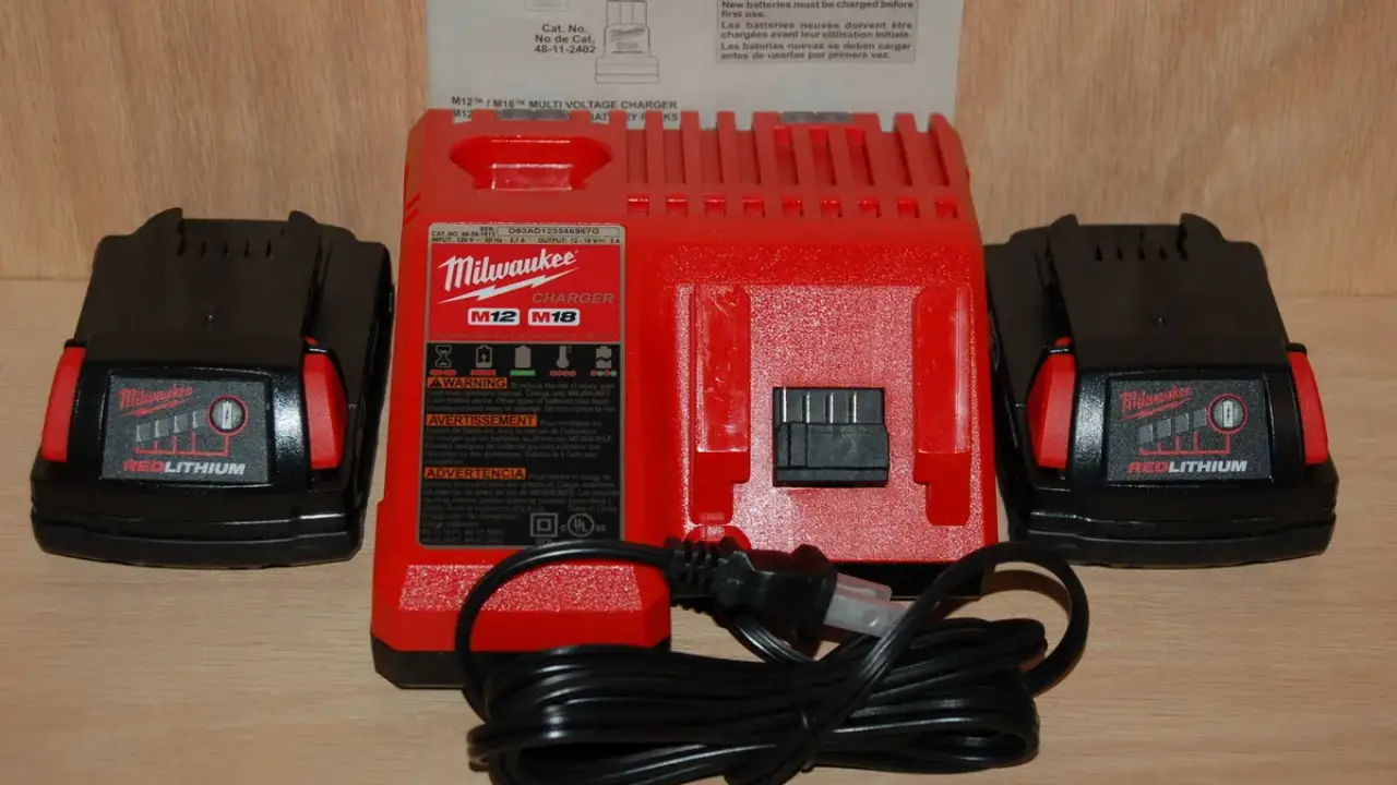 Understanding The Issue: Milwaukee M18 Battery Flashes 8 Times