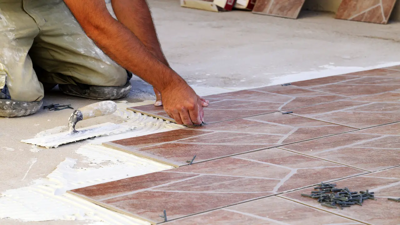 Choosing The Right 1-4 Or 1-2 Cement Board For Tile Floor