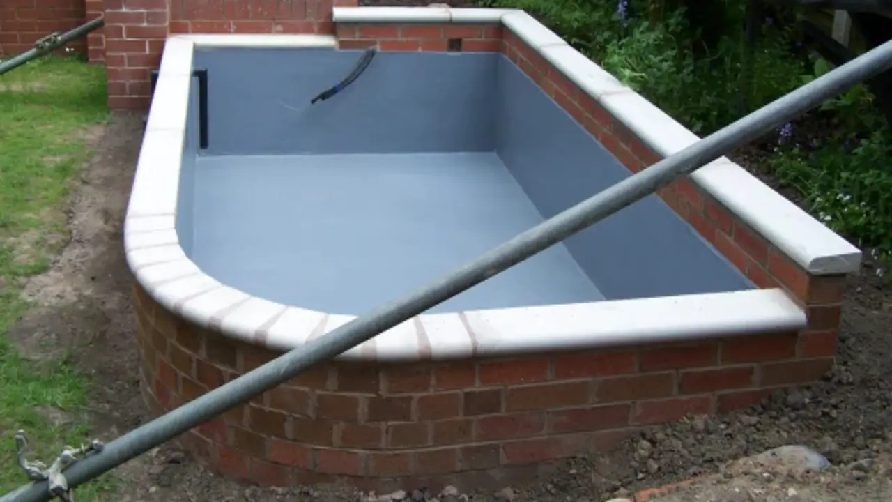 Common Mistakes To Avoid When Sealing A Concrete Pond