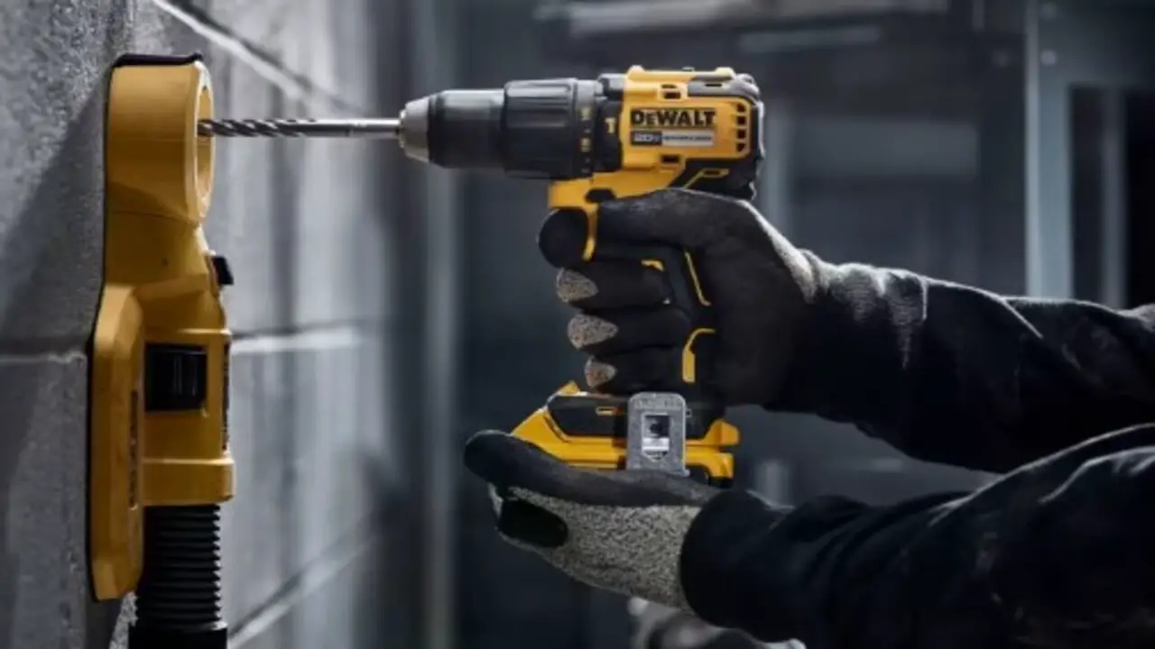 Design And Features Of The DCE210 Dewalt