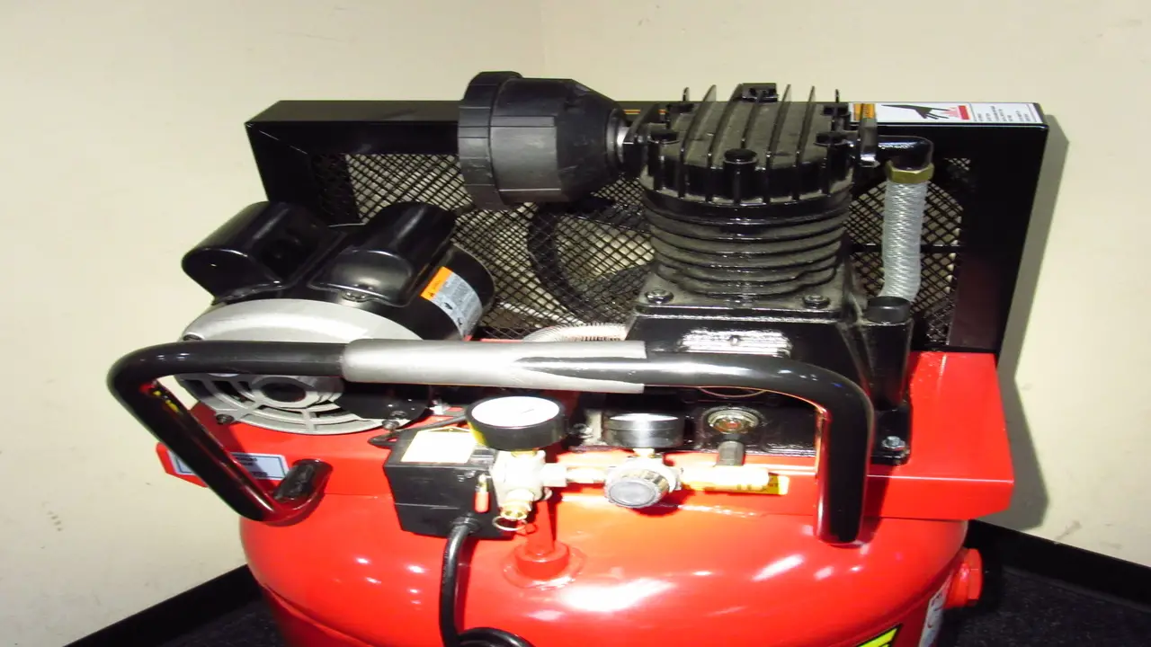 Features Of The Snap-On 30 Gallon Air Compressor