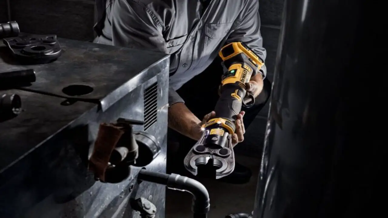 How Does Dewalt DCE210 Compare To Other Models