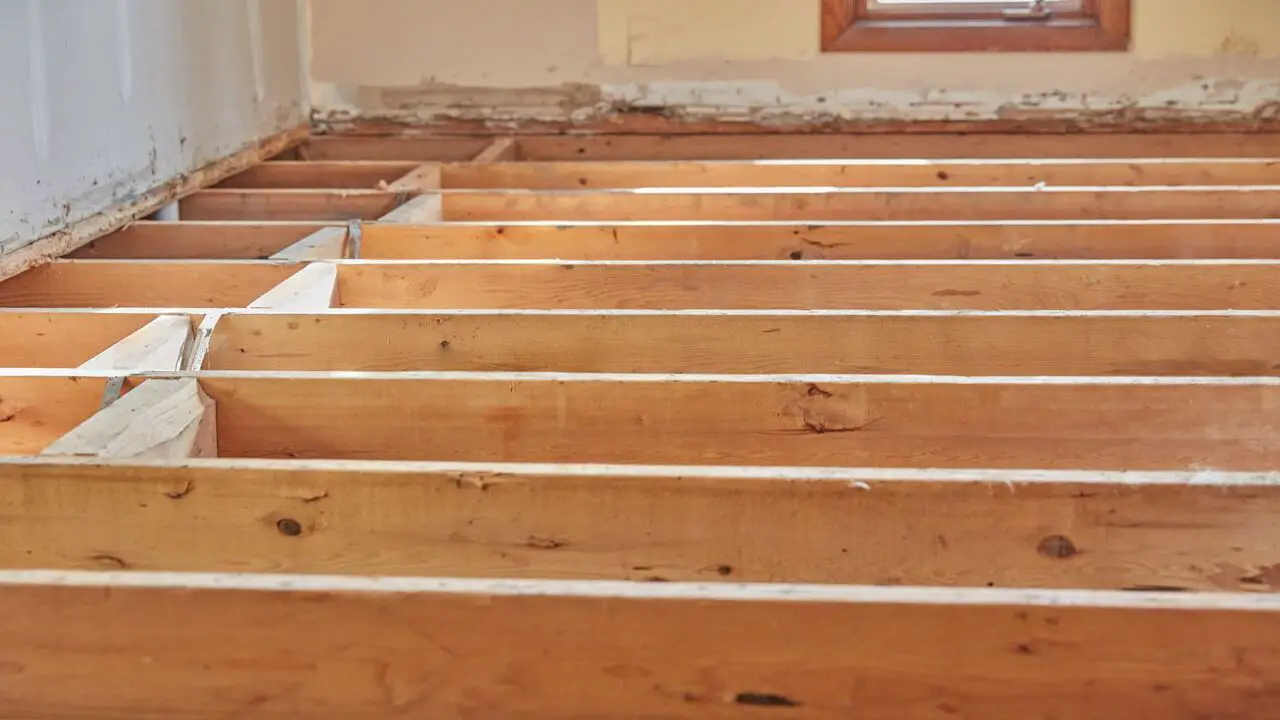Installing Additional Support For 2x6 Floor Joists
