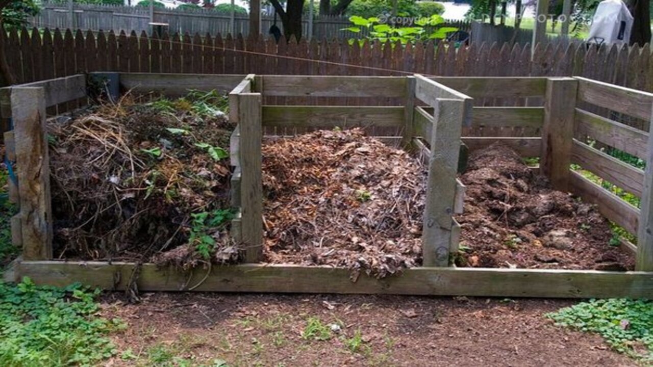 Layer The Compost Materials