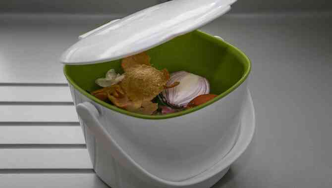 Managing Your Indoor Composting System