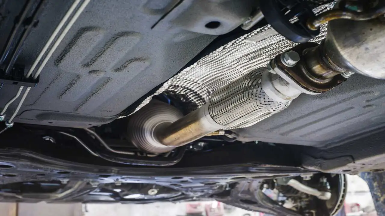 Protecting Yourself From Car Exhaust