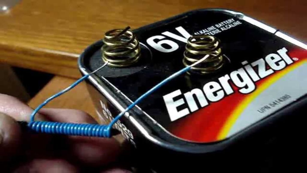 How To A Screwdriver With 12Volt Battery Explained