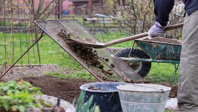 Tools For Composting Garden