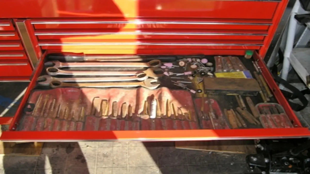 What Makes Mac Tools And Snap-On Different